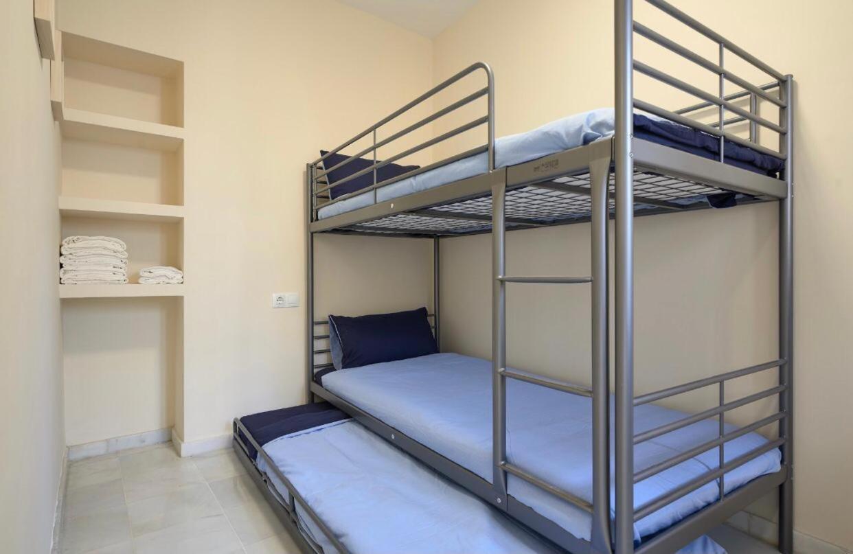 Apartamentos Y Lofts En Triana Seville Luaran gambar