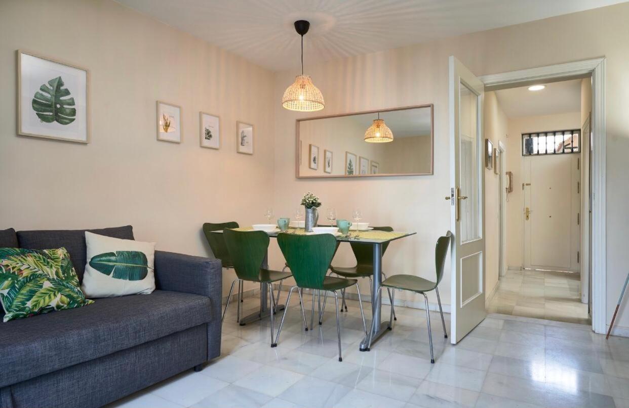 Apartamentos Y Lofts En Triana Seville Luaran gambar